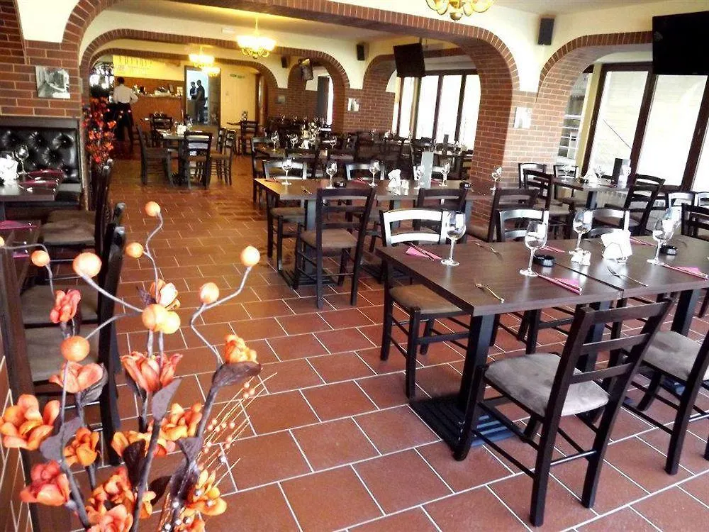 West Plaza Hotel Bucharest